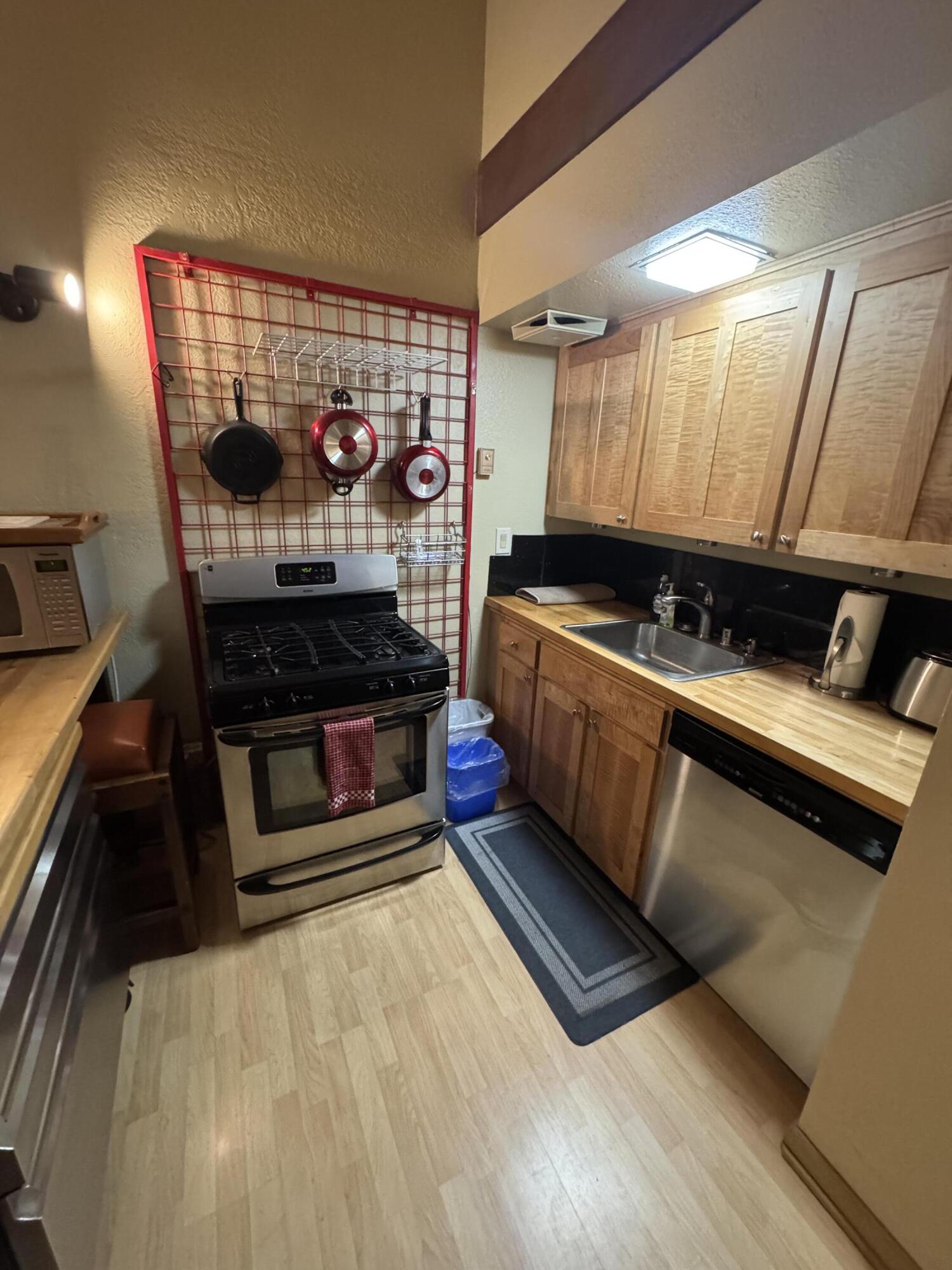 19717 SW Mount Bachelor Drive, Unit 212
