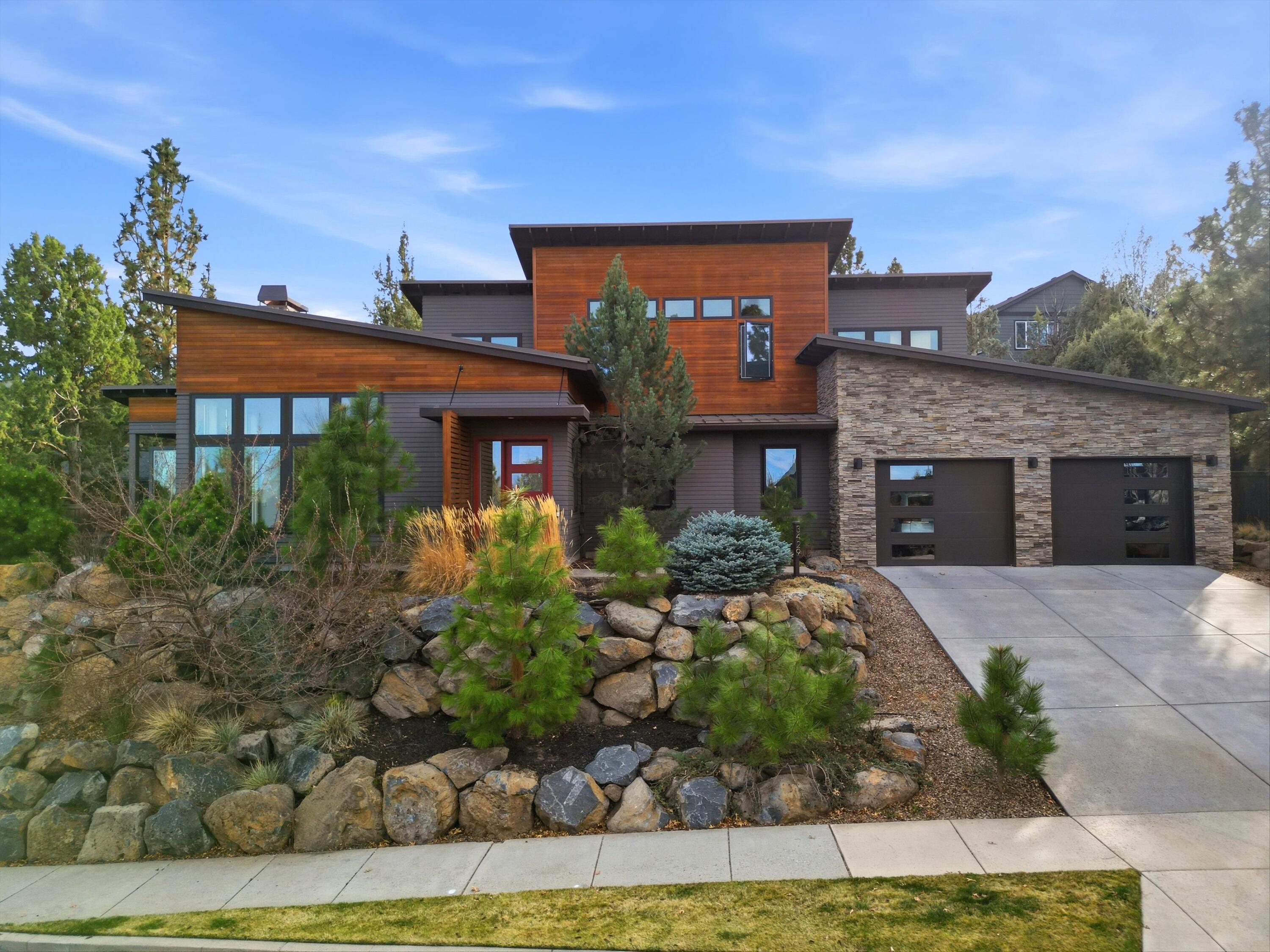 3429 NW Bryce Canyon Lane