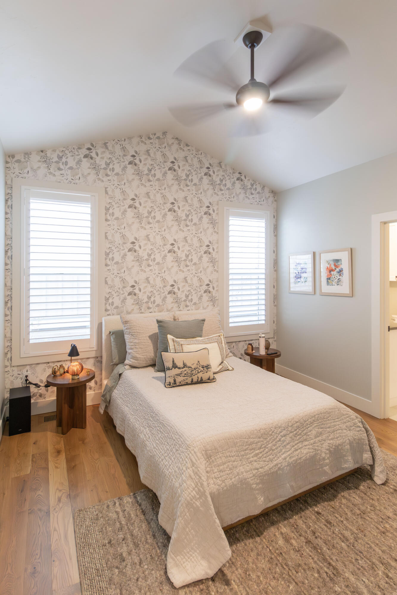 2735 NW High Lakes Loop