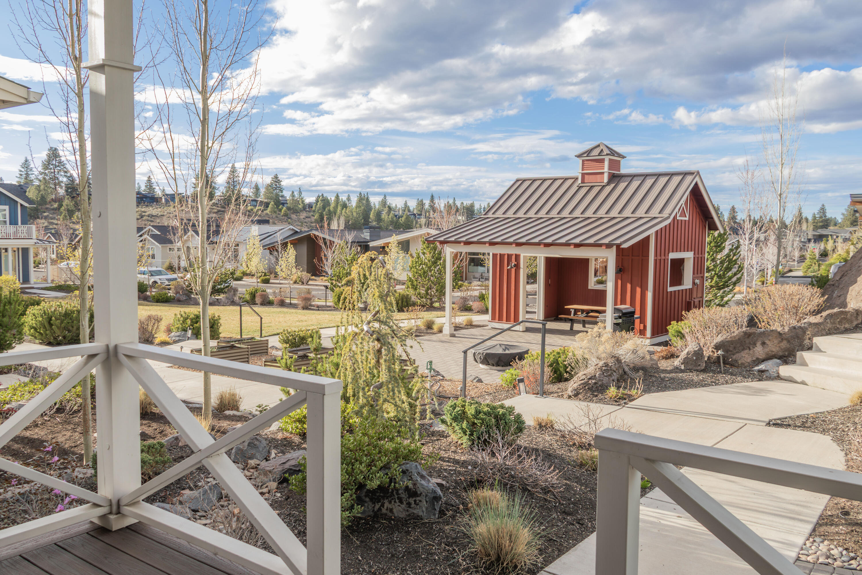 2735 NW High Lakes Loop