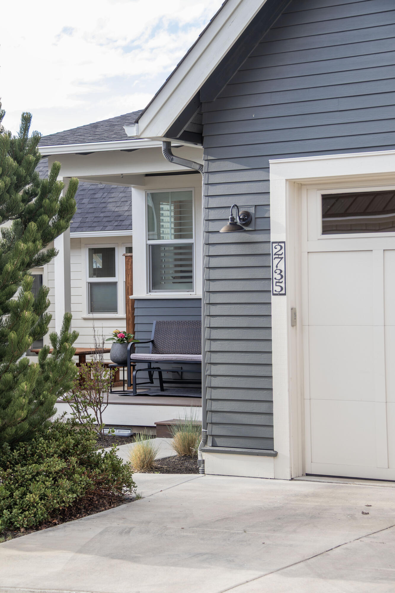 2735 NW High Lakes Loop