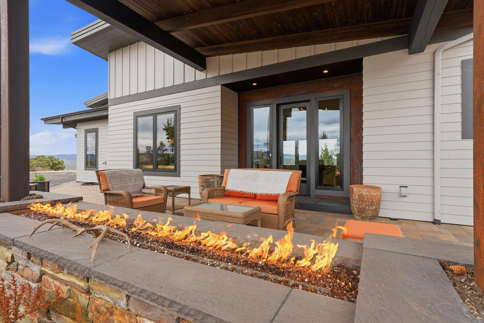 10702 SE Wicasa Lane