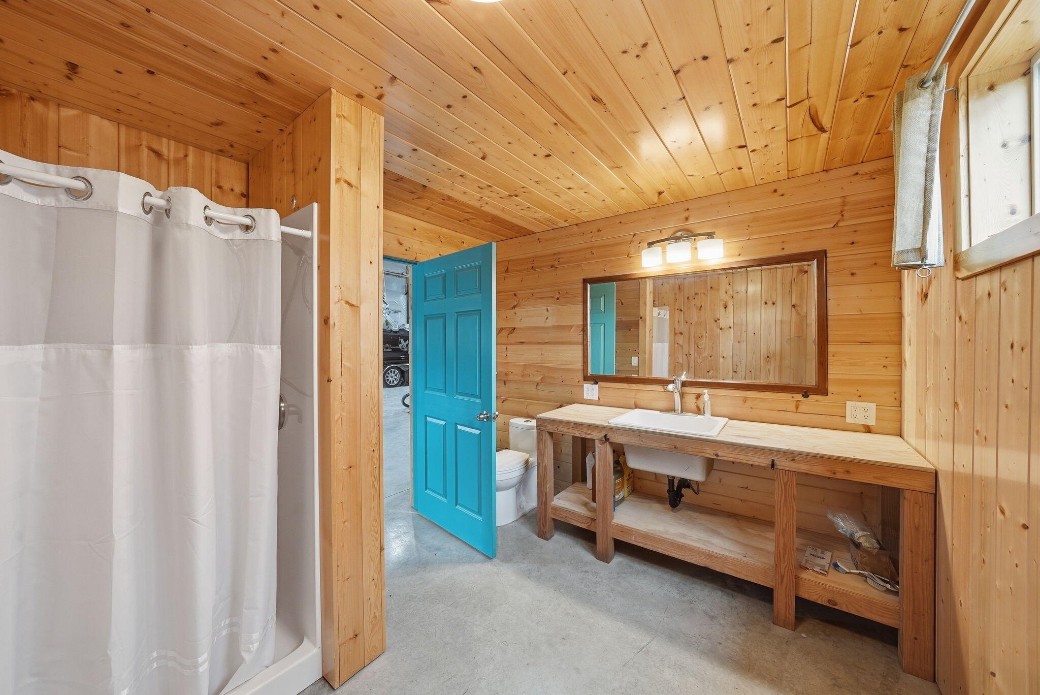 10702 SE Wicasa Lane