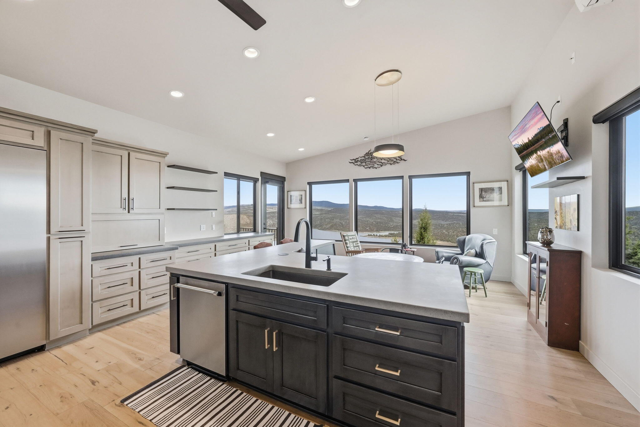 10702 SE Wicasa Lane