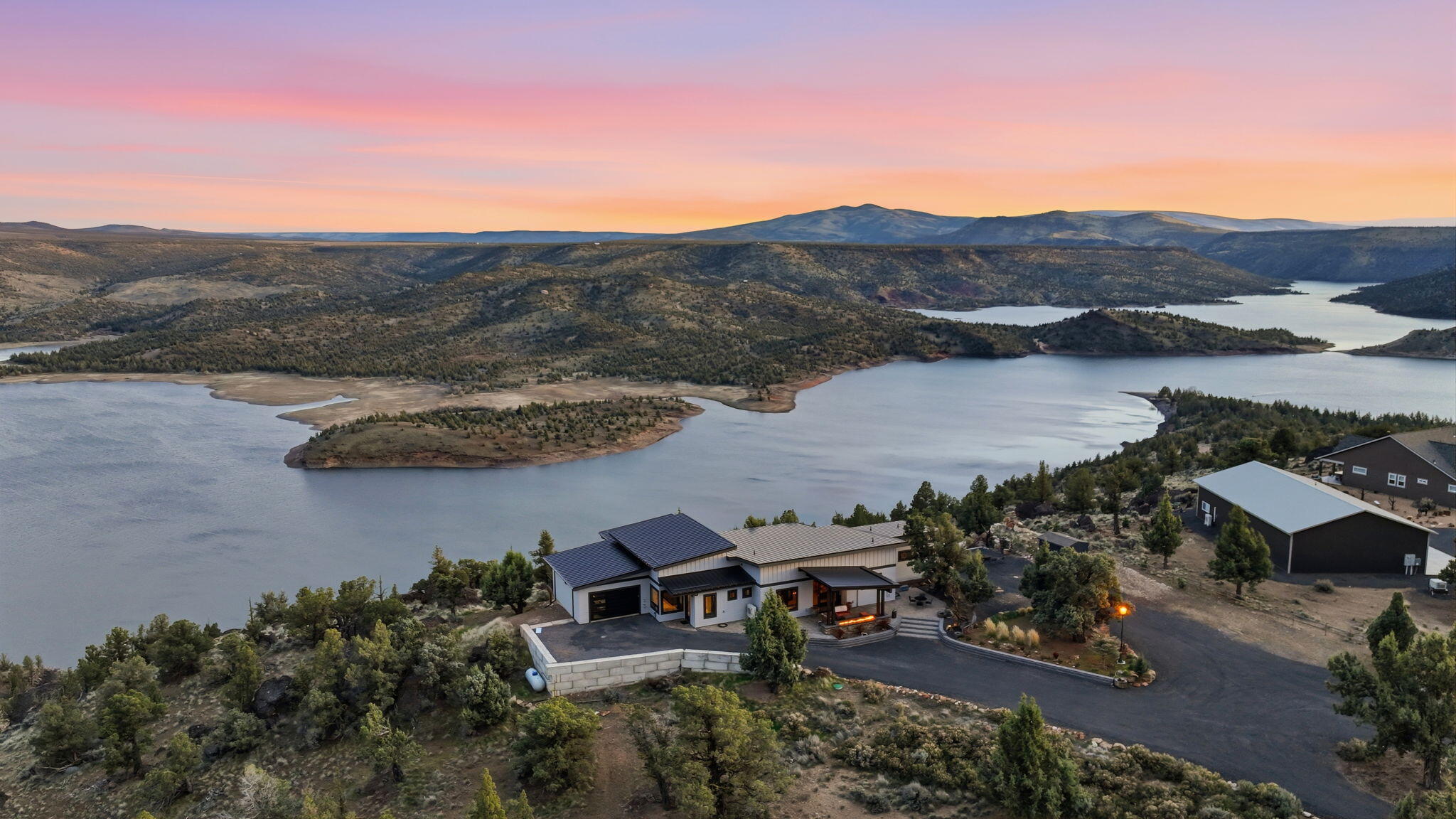 10702 SE Wicasa Lane