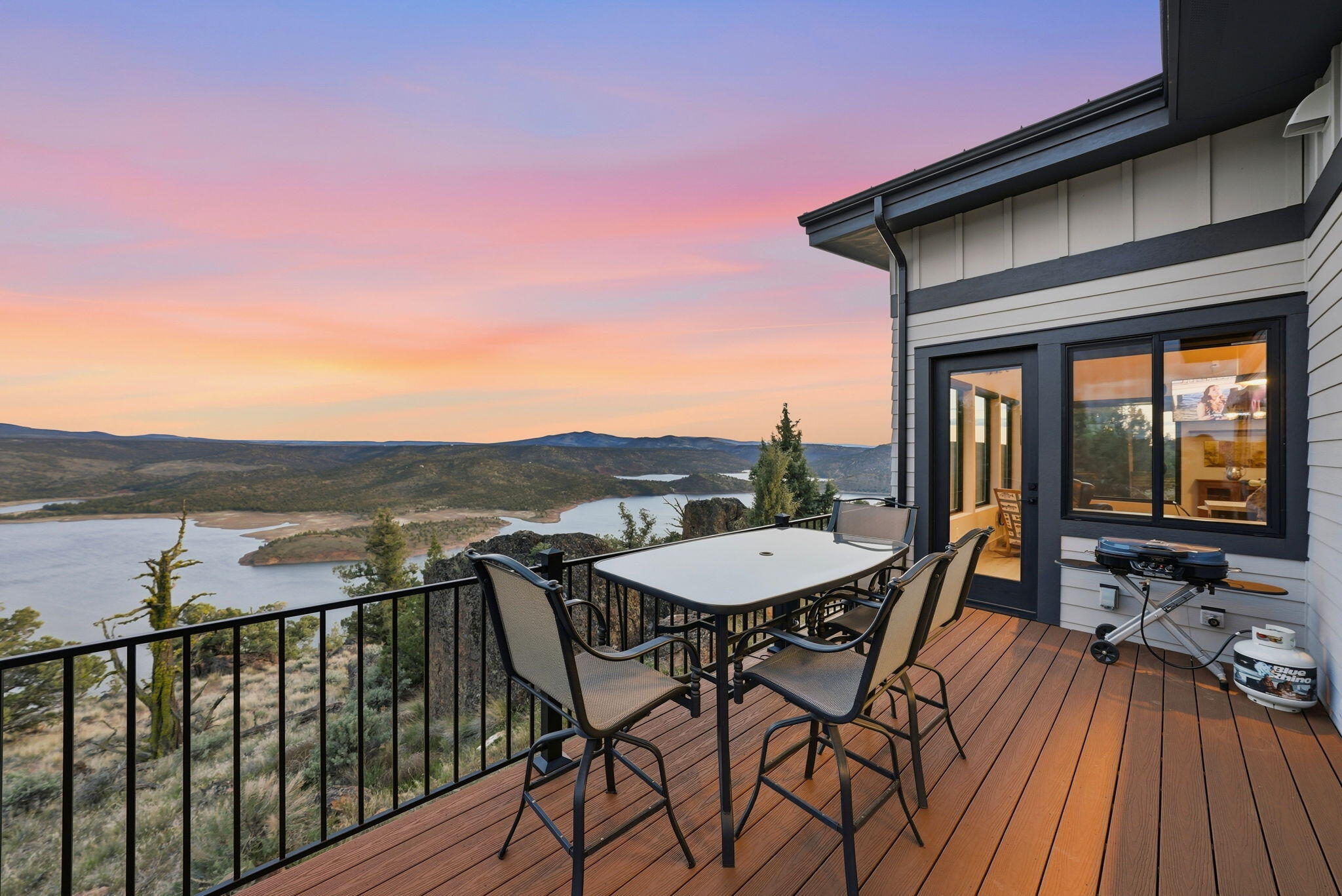 10702 SE Wicasa Lane