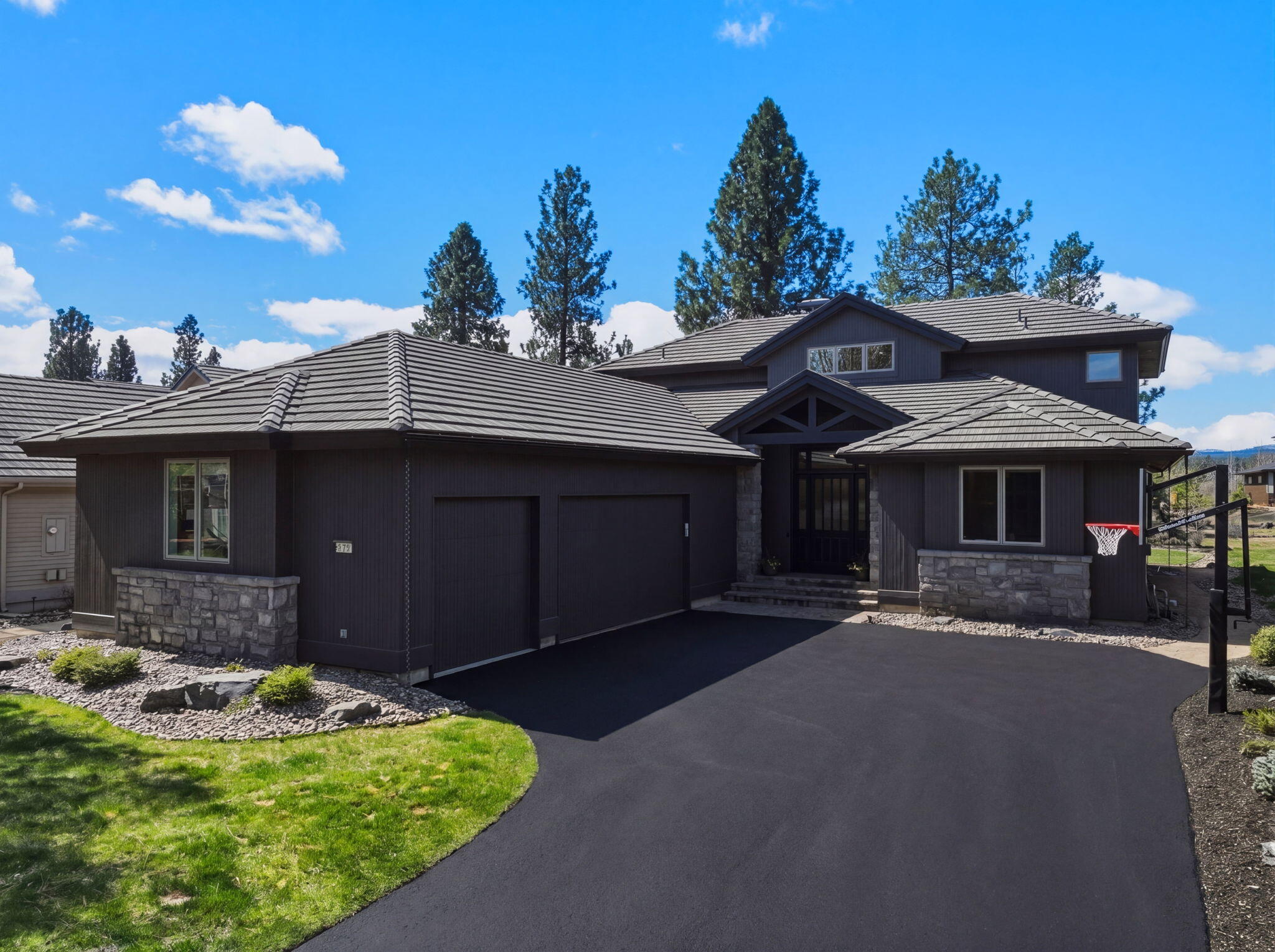 61807 Fall Creek Loop