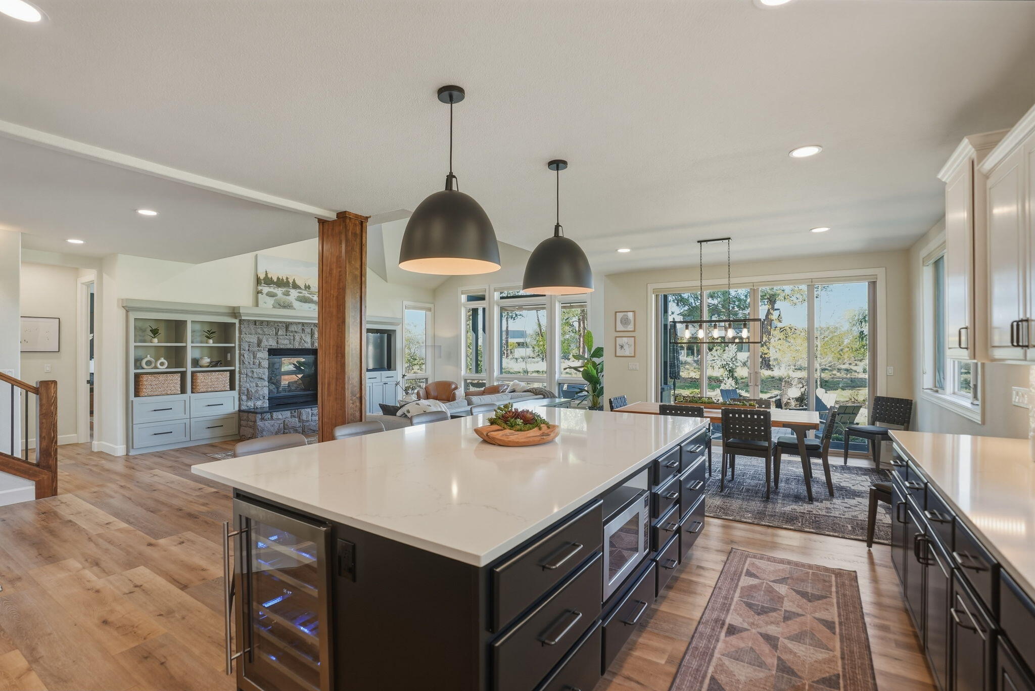 61807 Fall Creek Loop