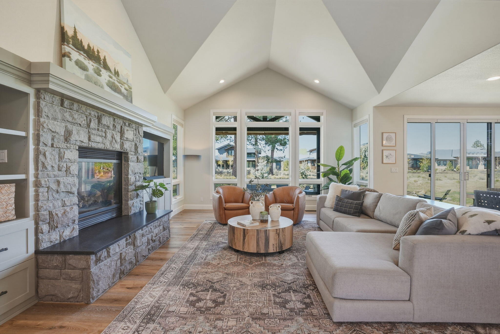 61807 Fall Creek Loop