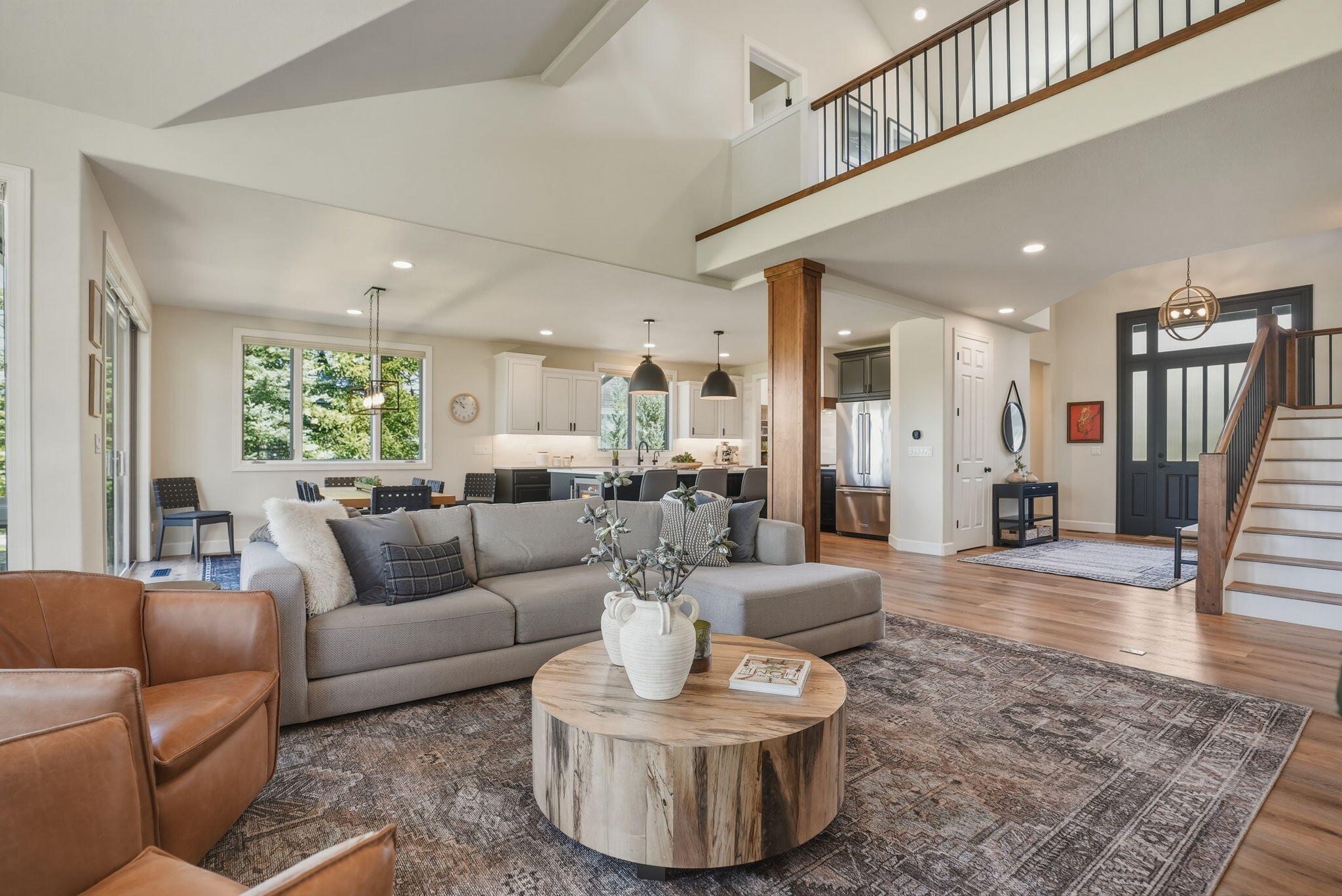 61807 Fall Creek Loop