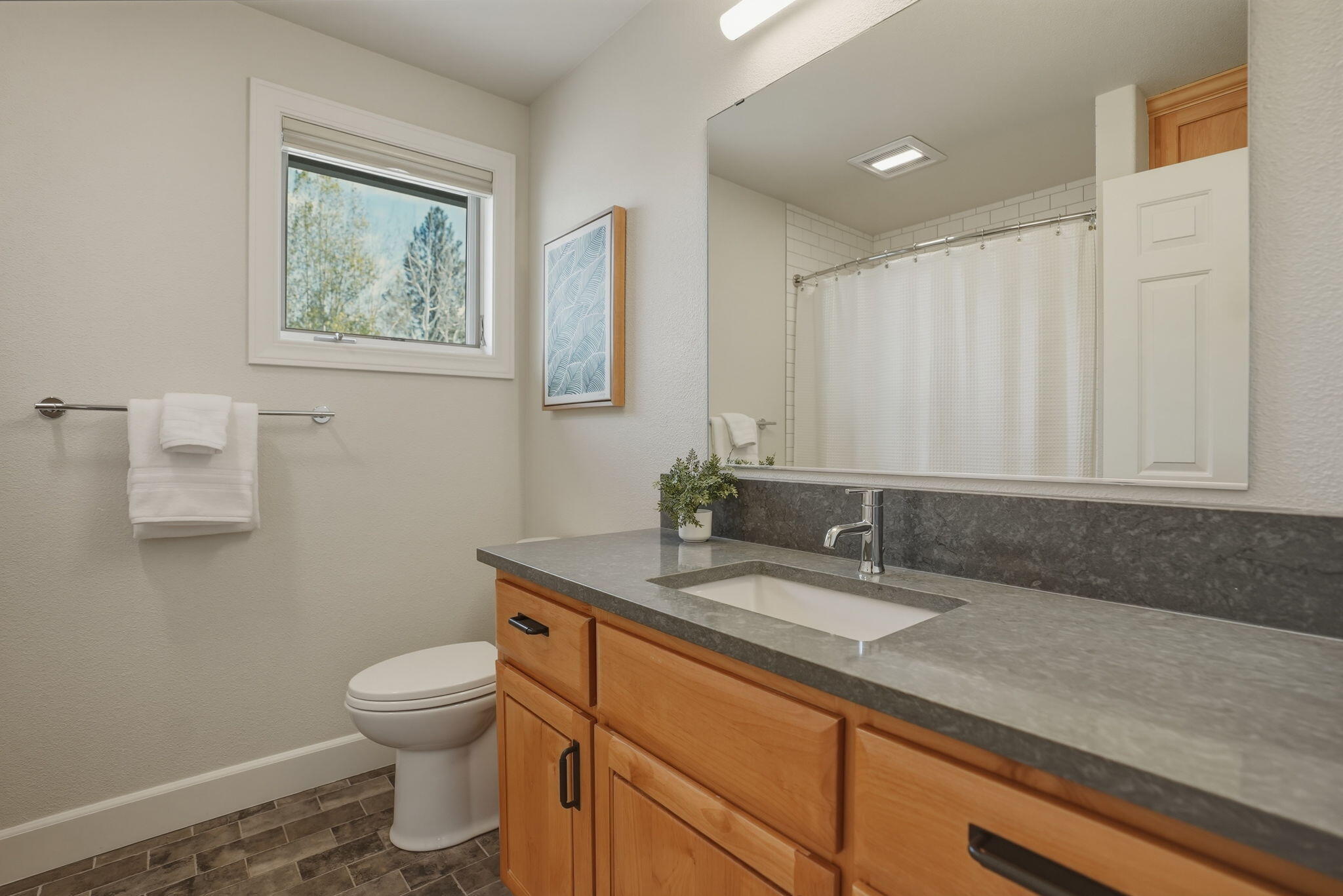 61807 Fall Creek Loop