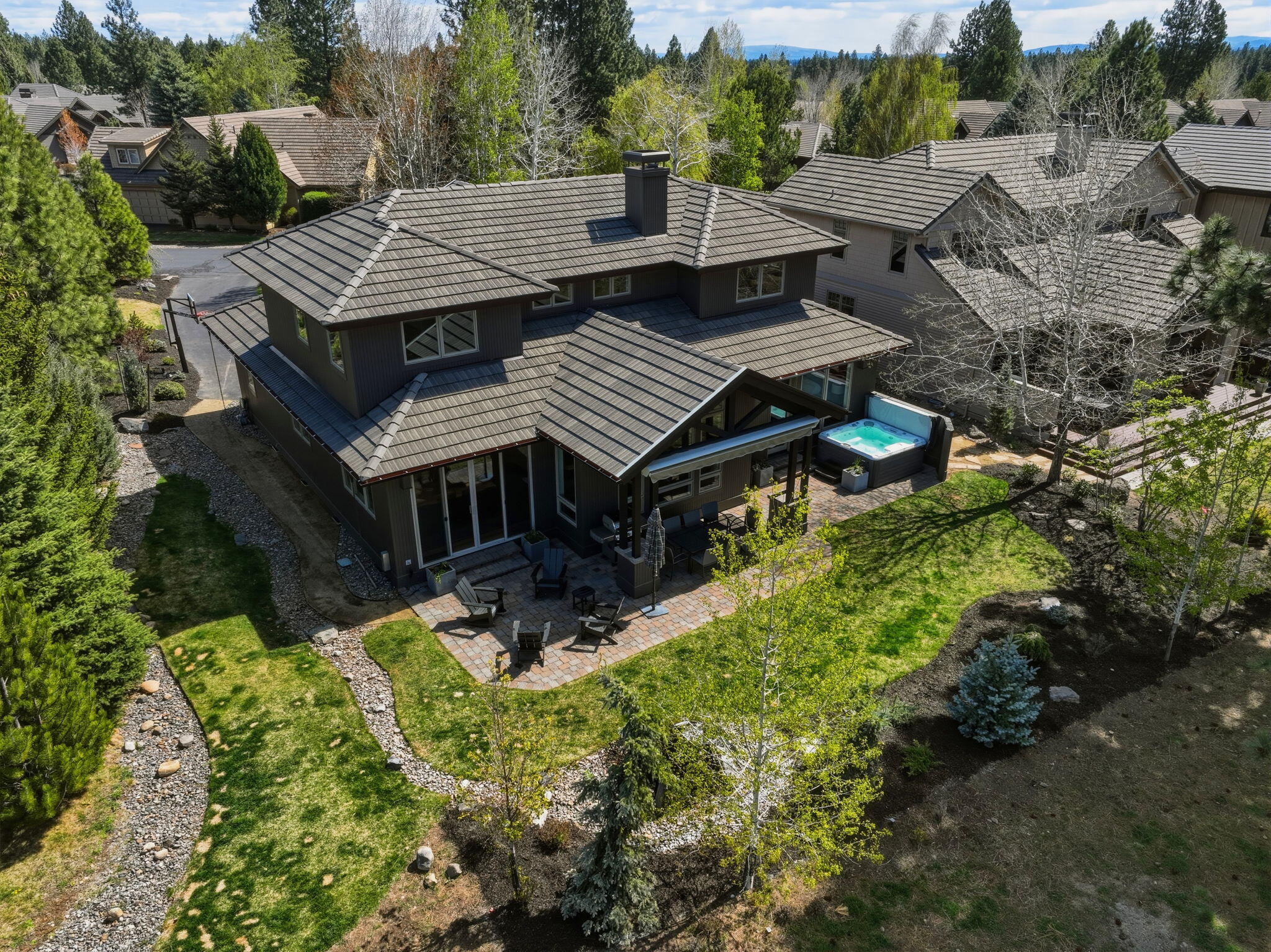 61807 Fall Creek Loop