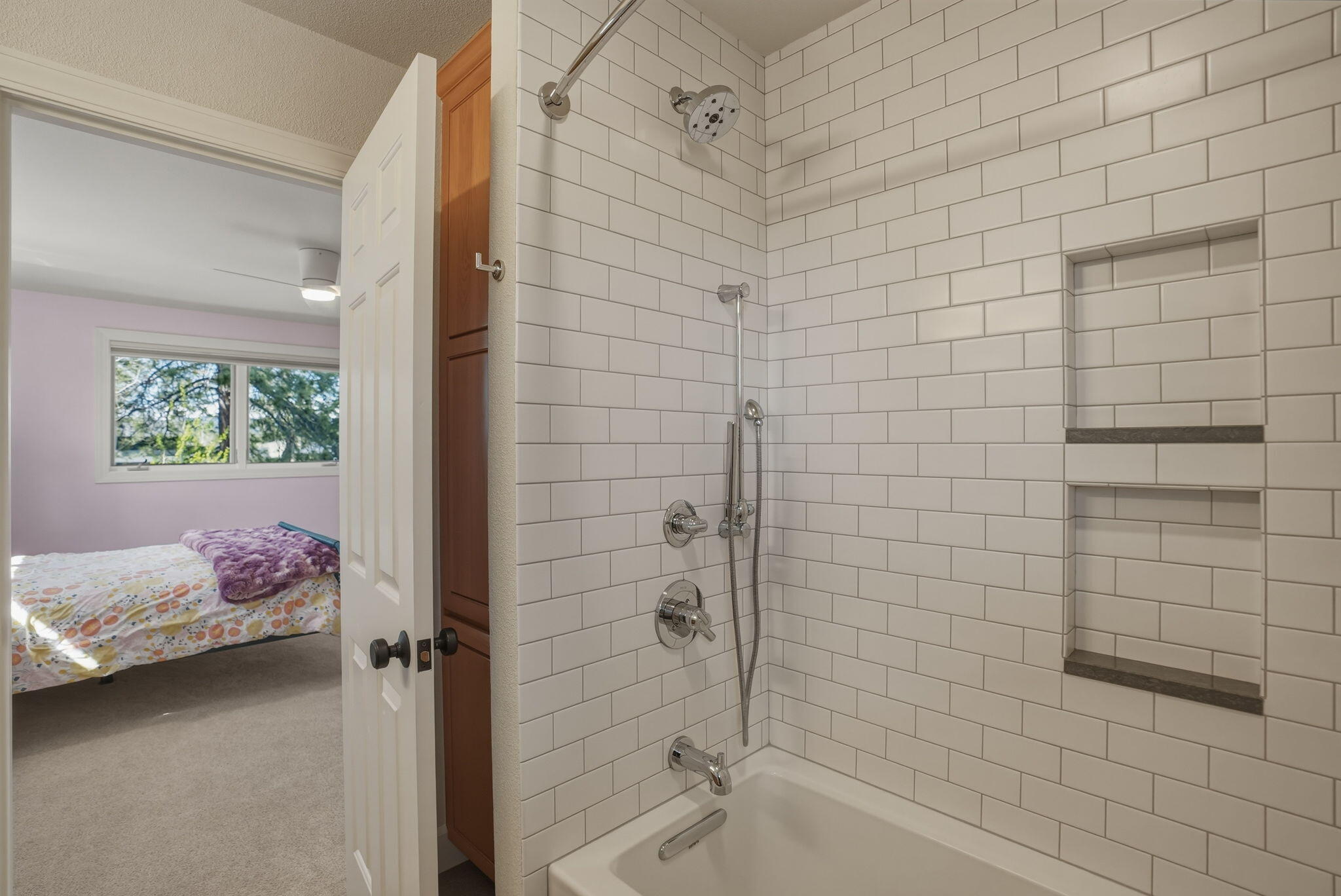 61807 Fall Creek Loop