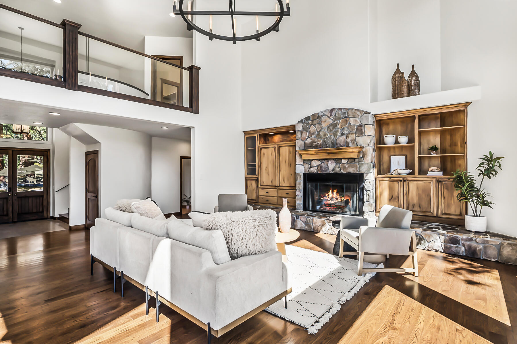 61015 River Bluff Trail