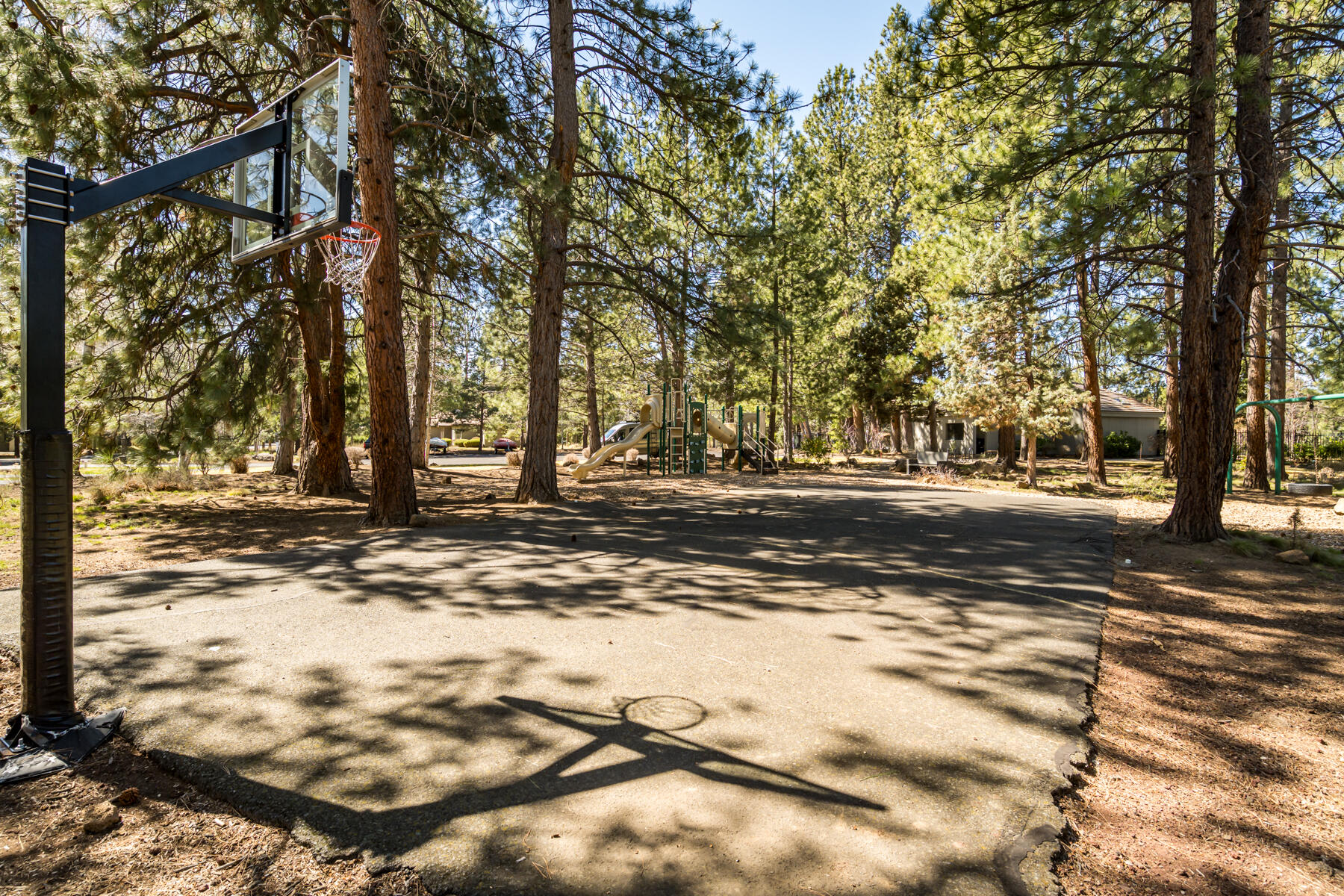 61015 River Bluff Trail