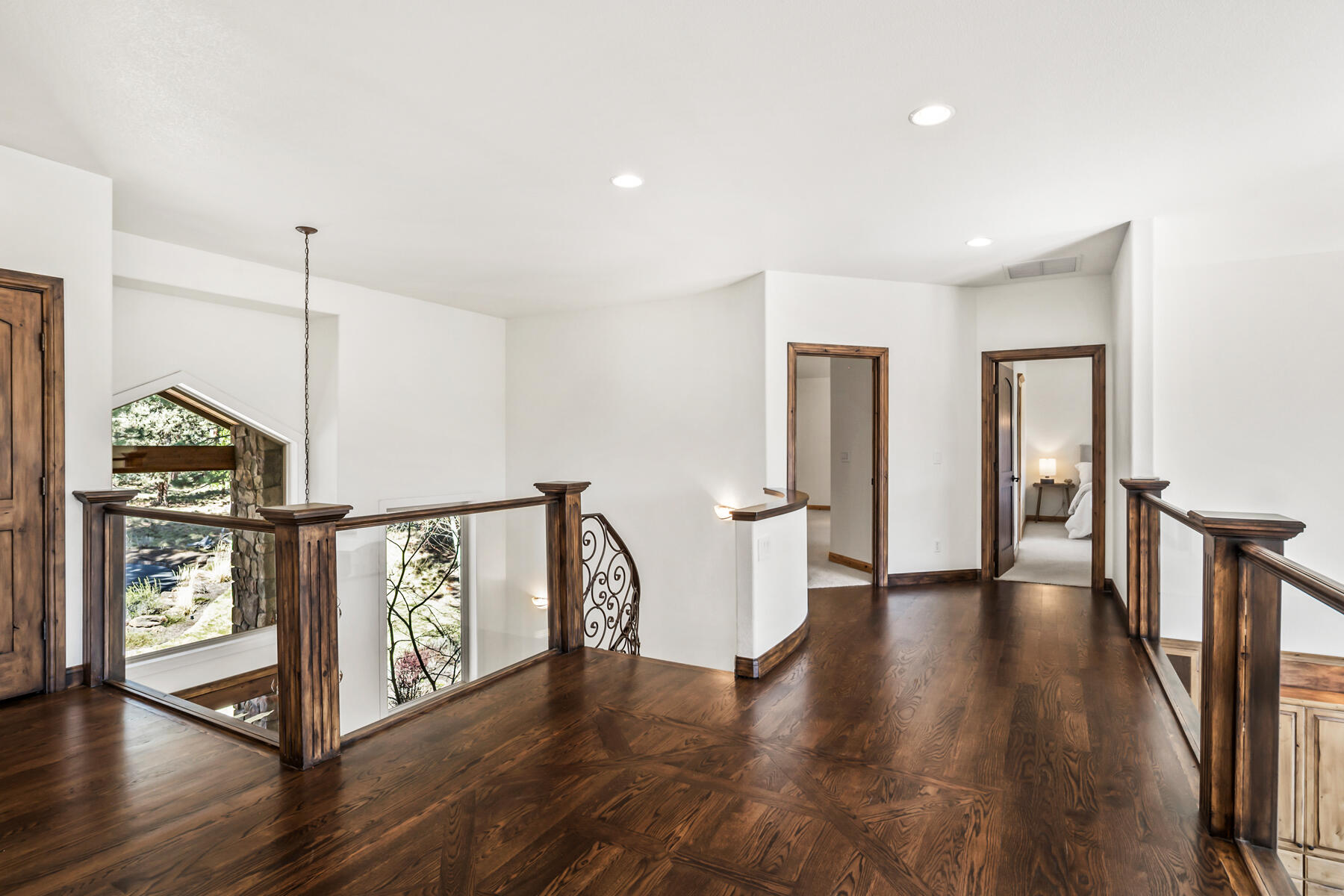 61015 River Bluff Trail