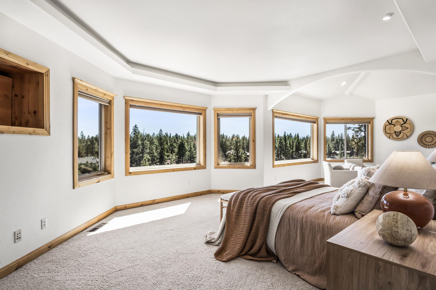 61015 River Bluff Trail