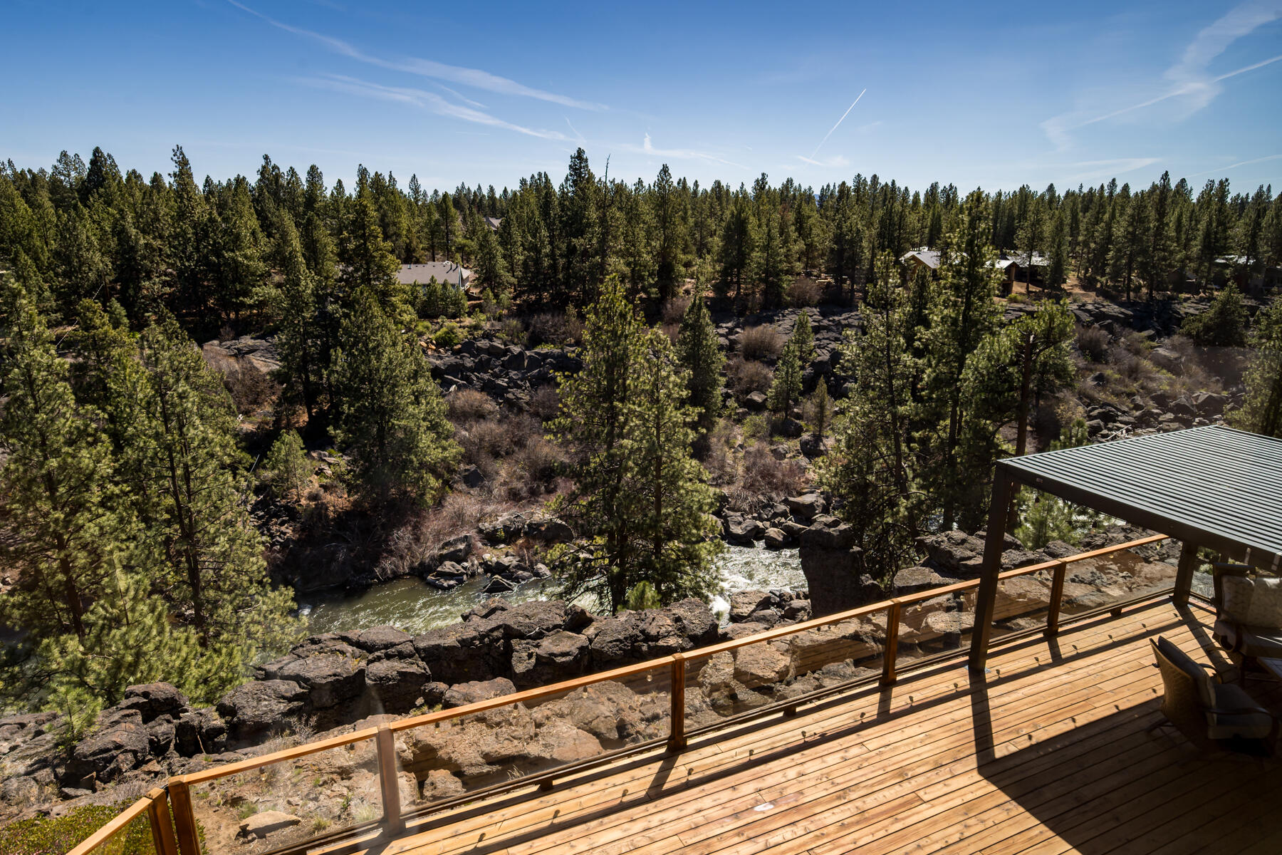 61015 River Bluff Trail