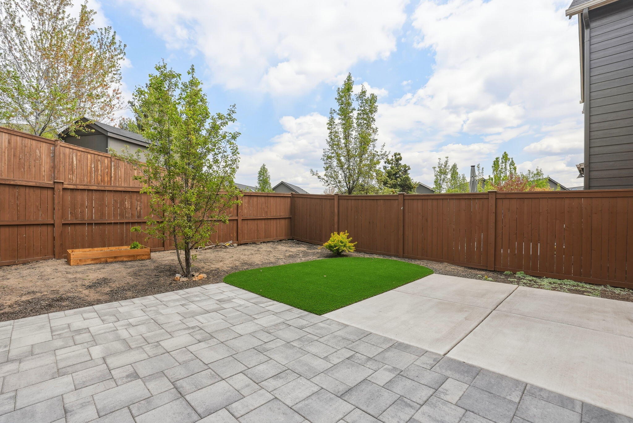 20724 Sierra Drive