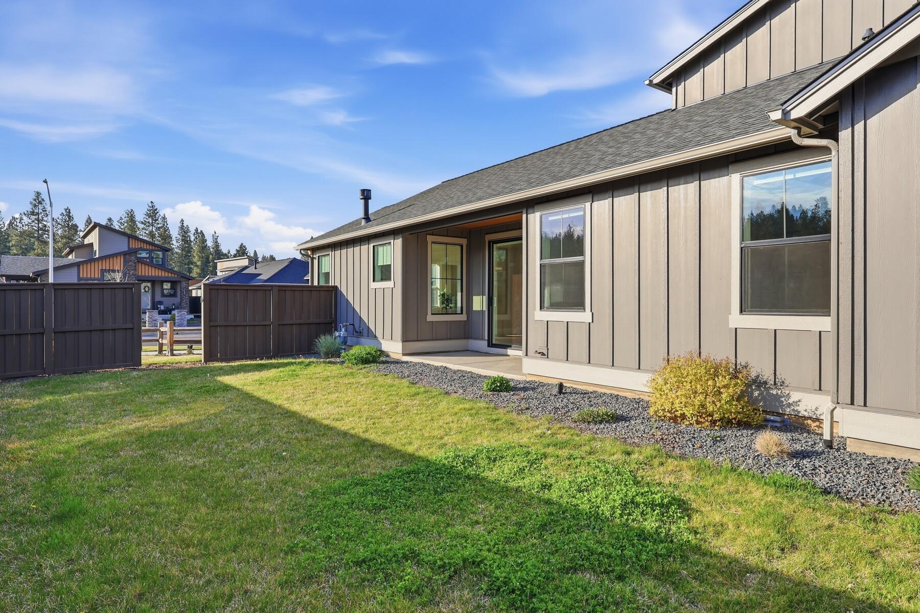 2288 NW Skyline Ranch Road