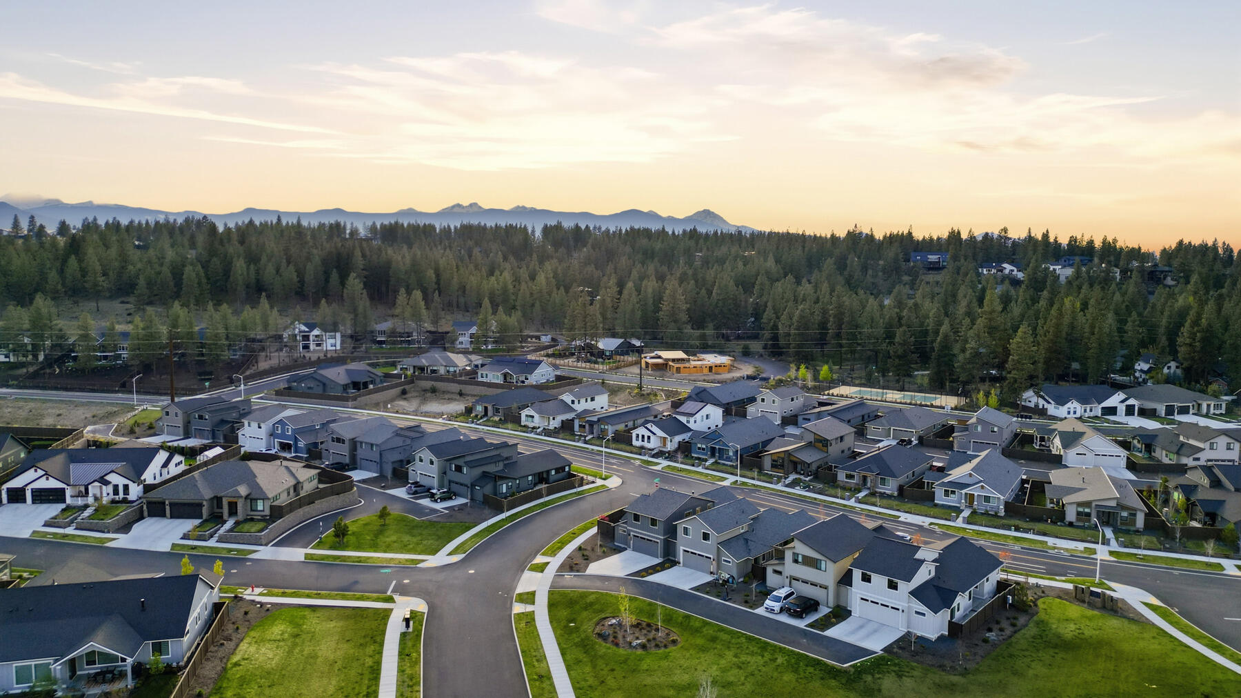2288 NW Skyline Ranch Road