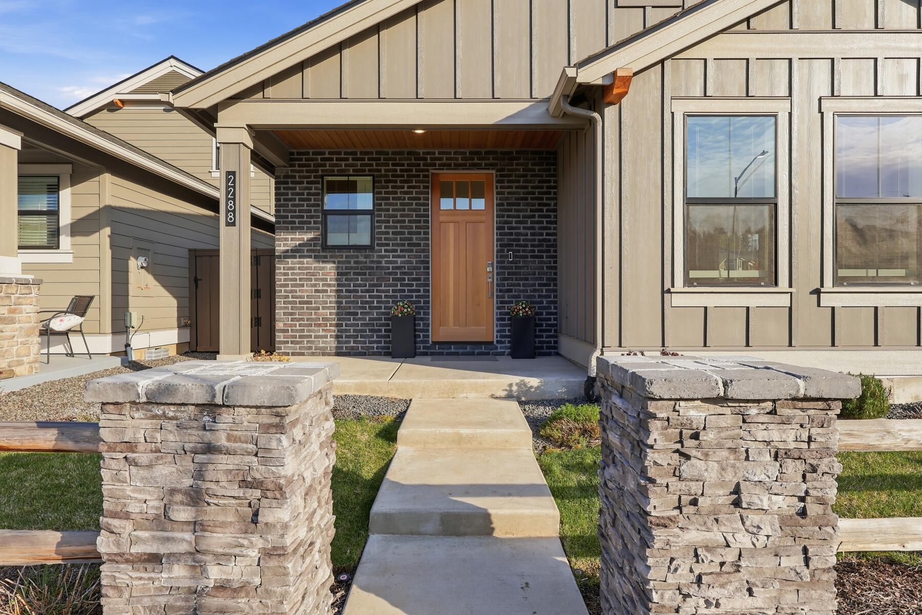 2288 NW Skyline Ranch Road