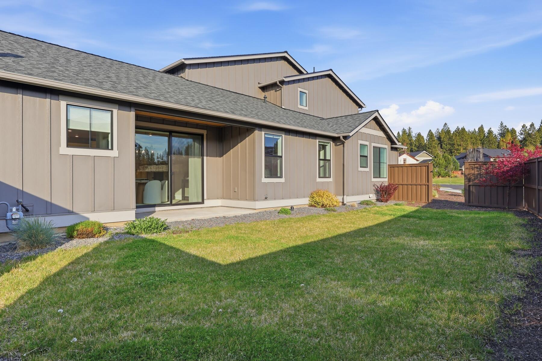 2288 NW Skyline Ranch Road