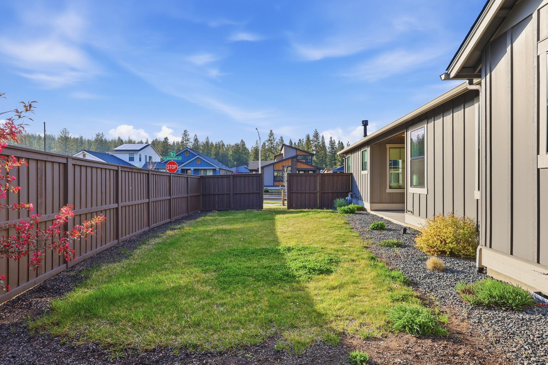 2288 NW Skyline Ranch Road