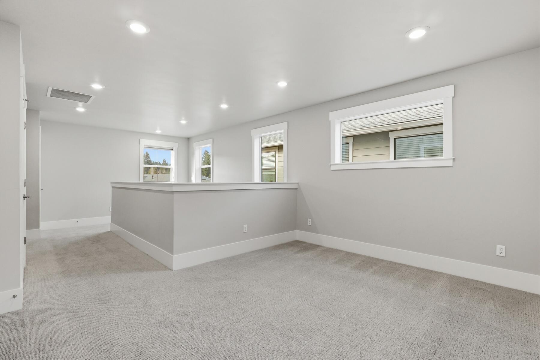 2288 NW Skyline Ranch Road