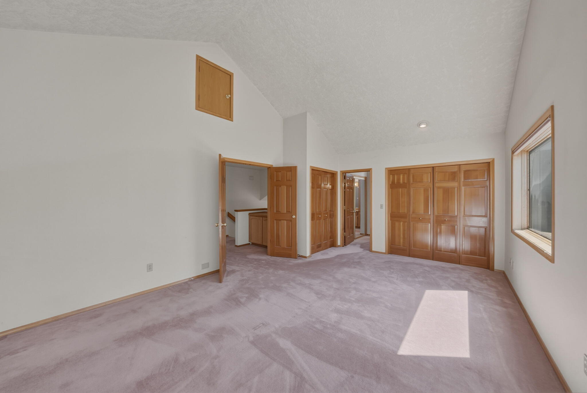 60309 Tall Pine Avenue