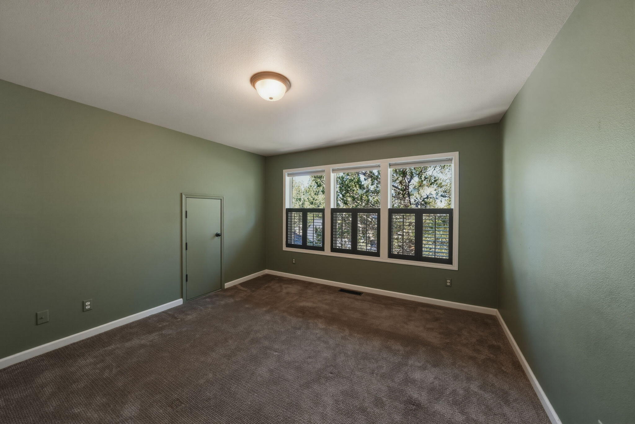 3496 NW McCready Drive