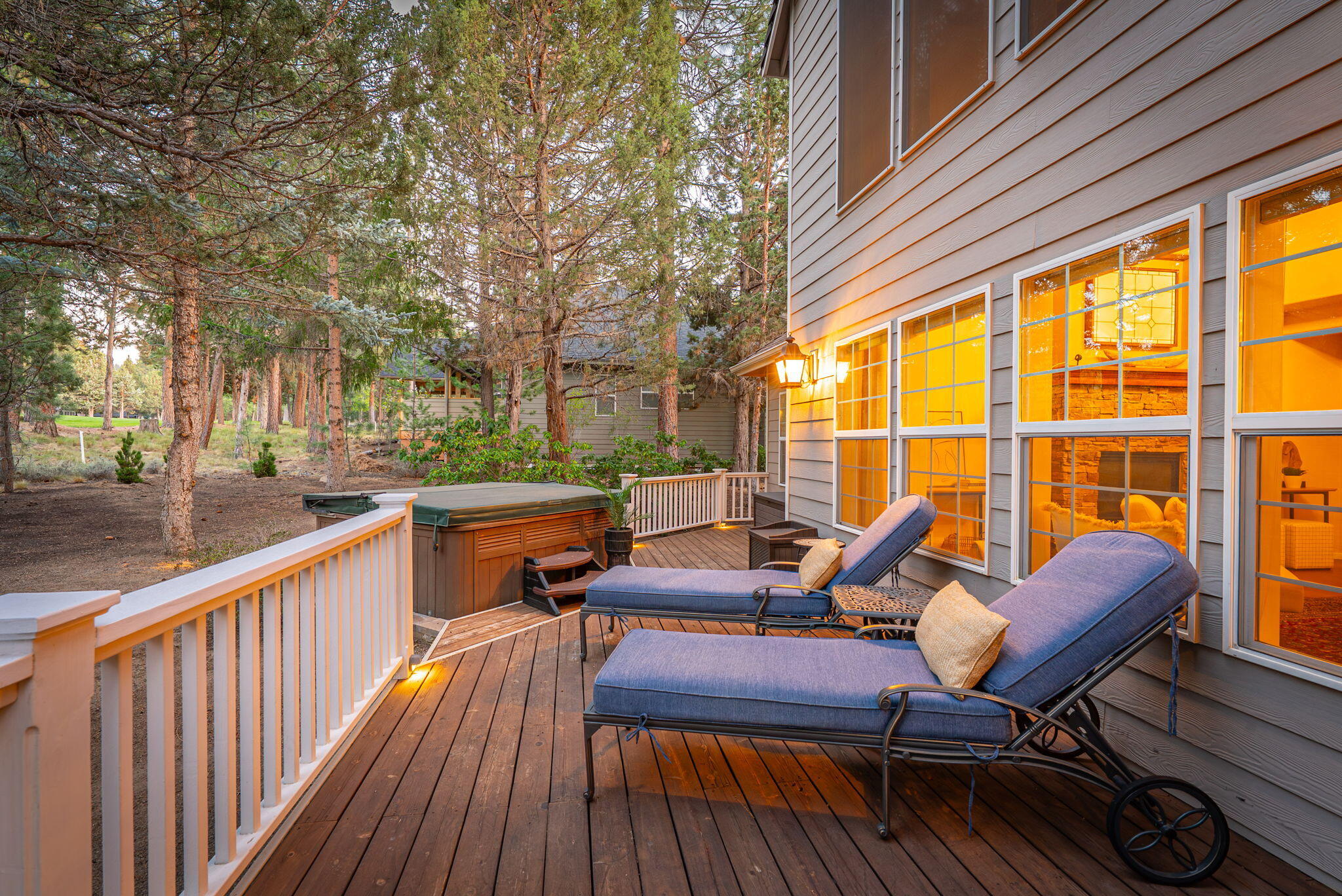 3496 NW McCready Drive