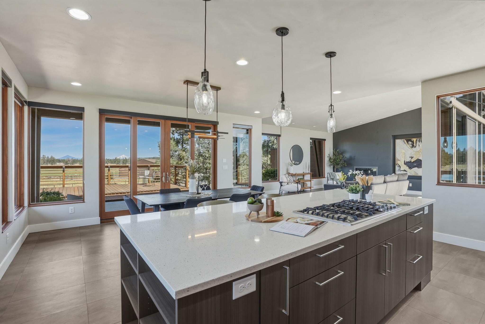 64144 Pioneer Loop