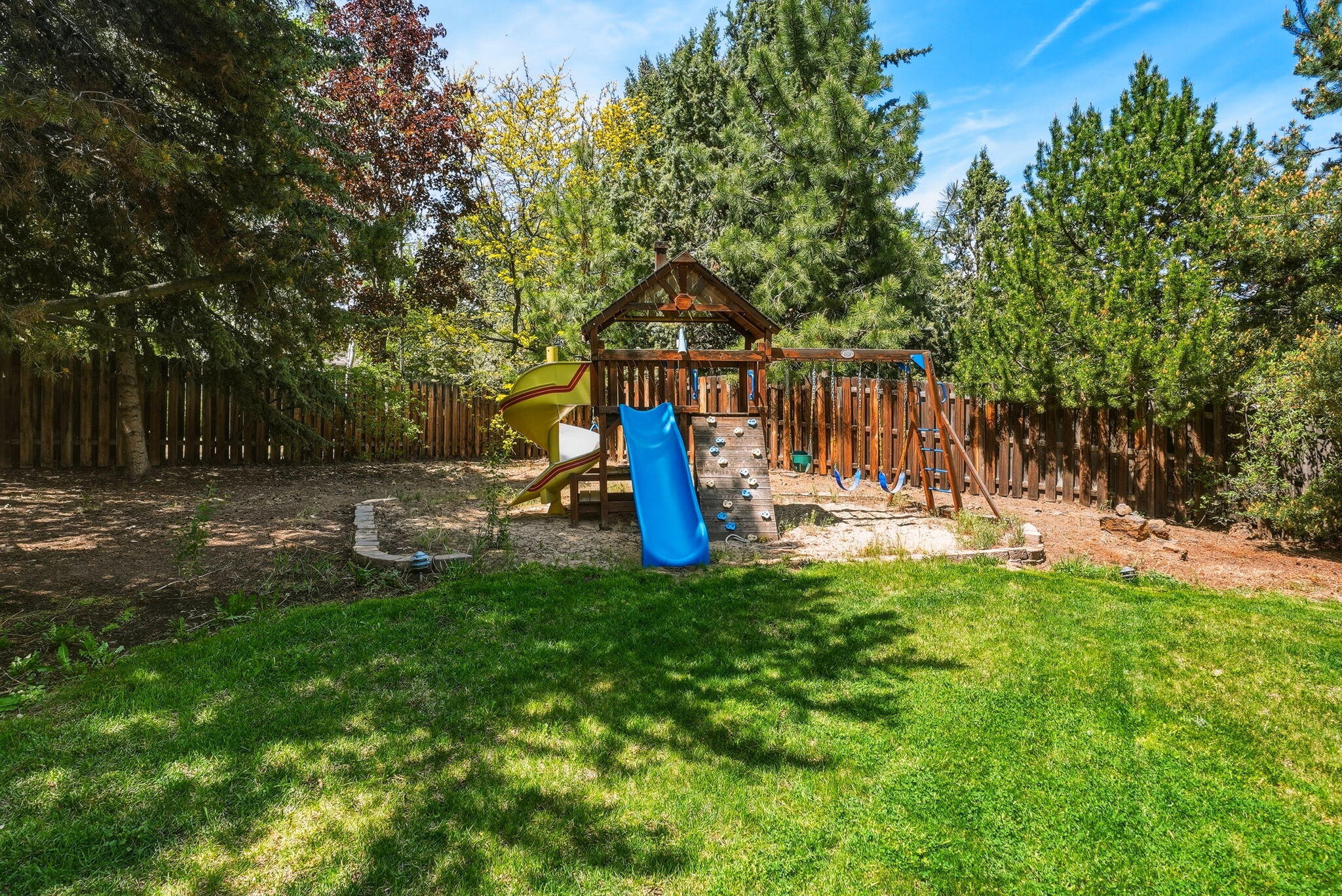 973 NE Paula Drive