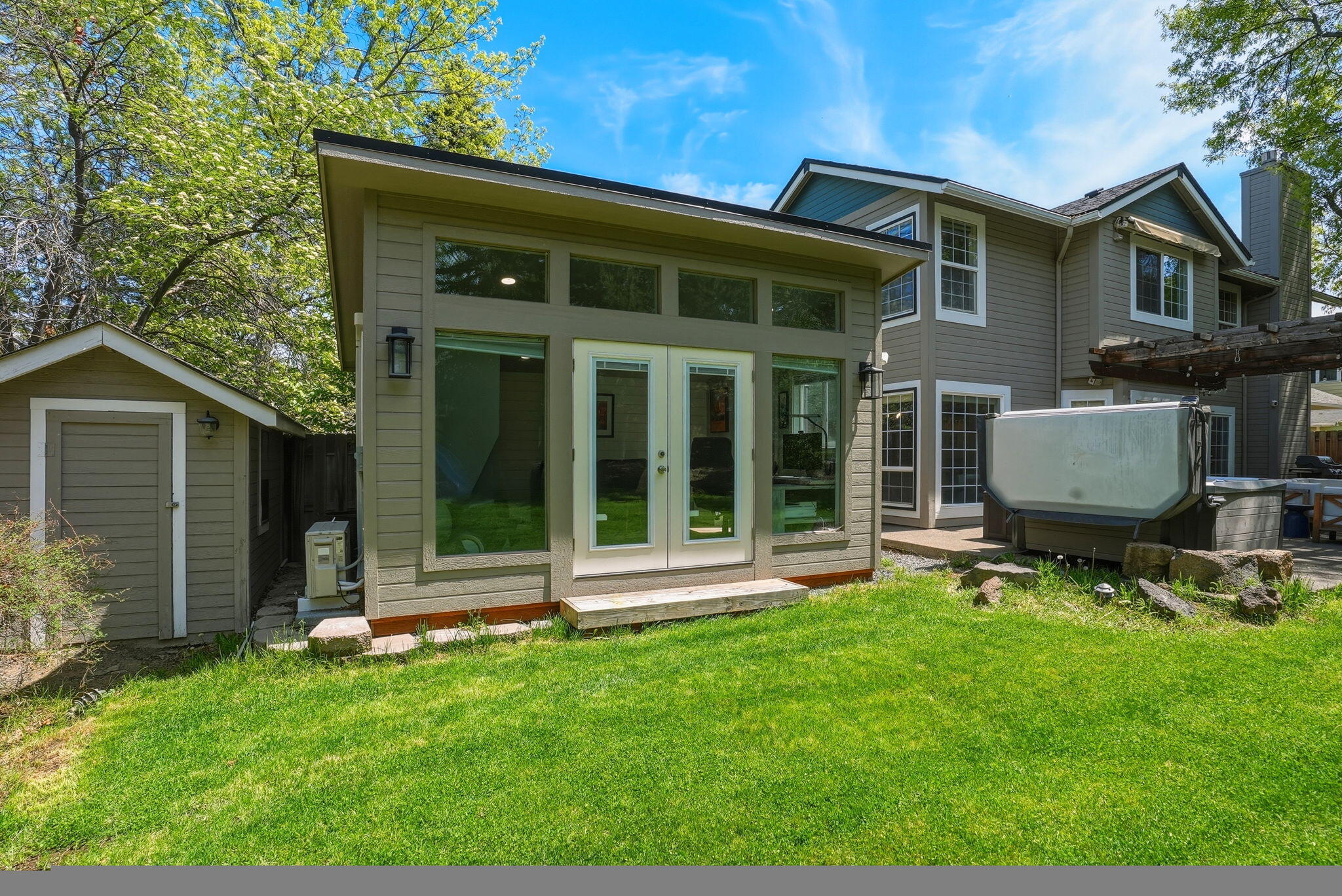 973 NE Paula Drive