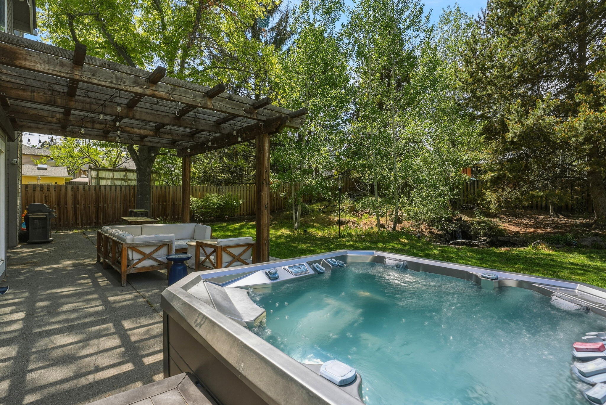 973 NE Paula Drive