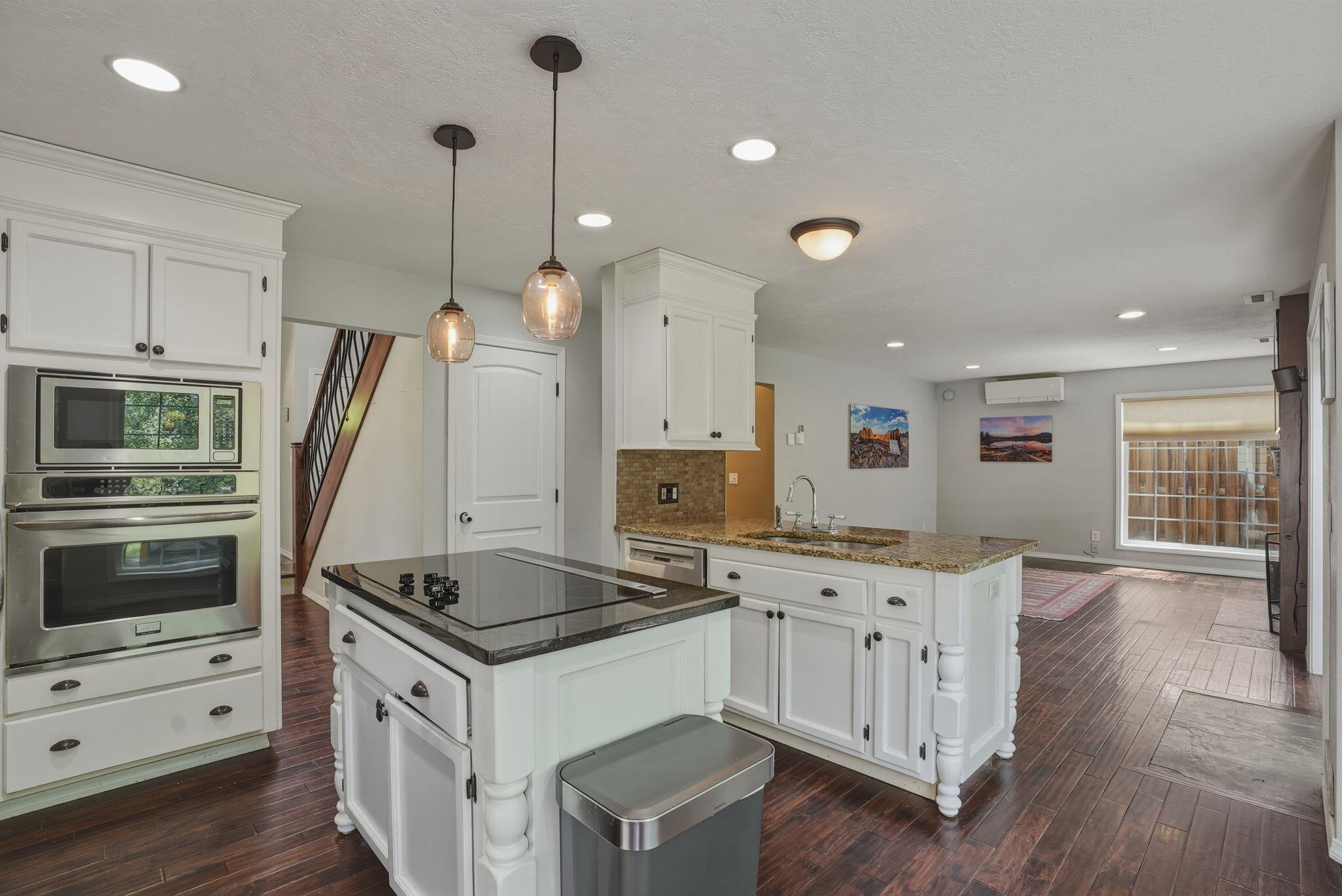 973 NE Paula Drive