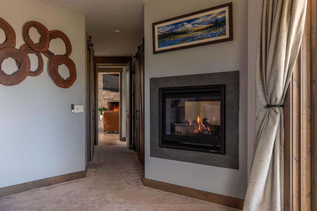 61465 White Peaks Court