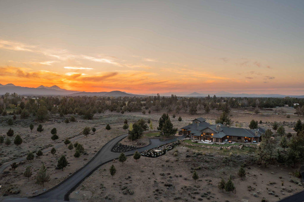 61465 White Peaks Court