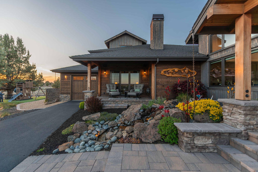 61465 White Peaks Court