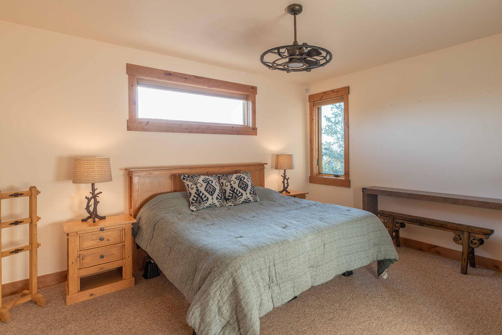 61465 White Peaks Court