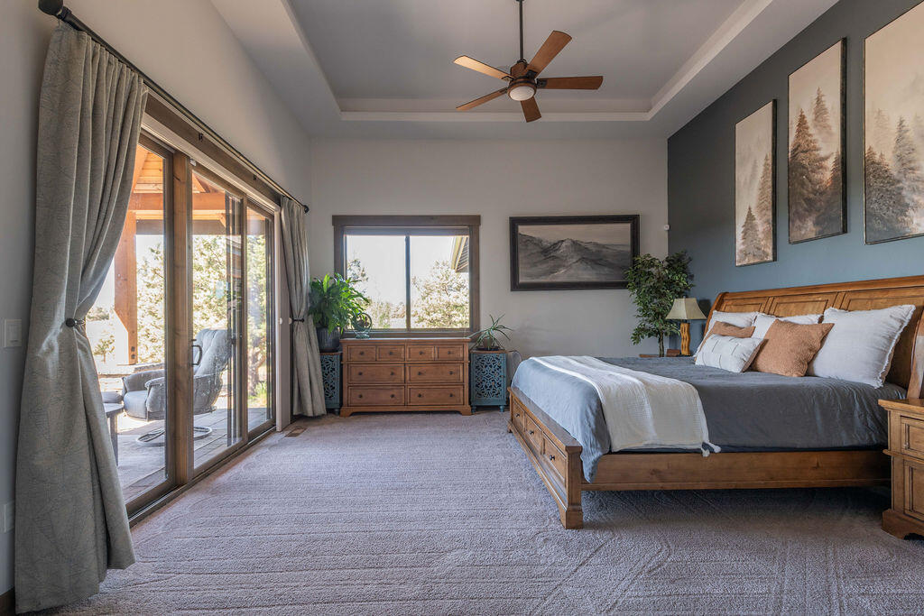 61465 White Peaks Court