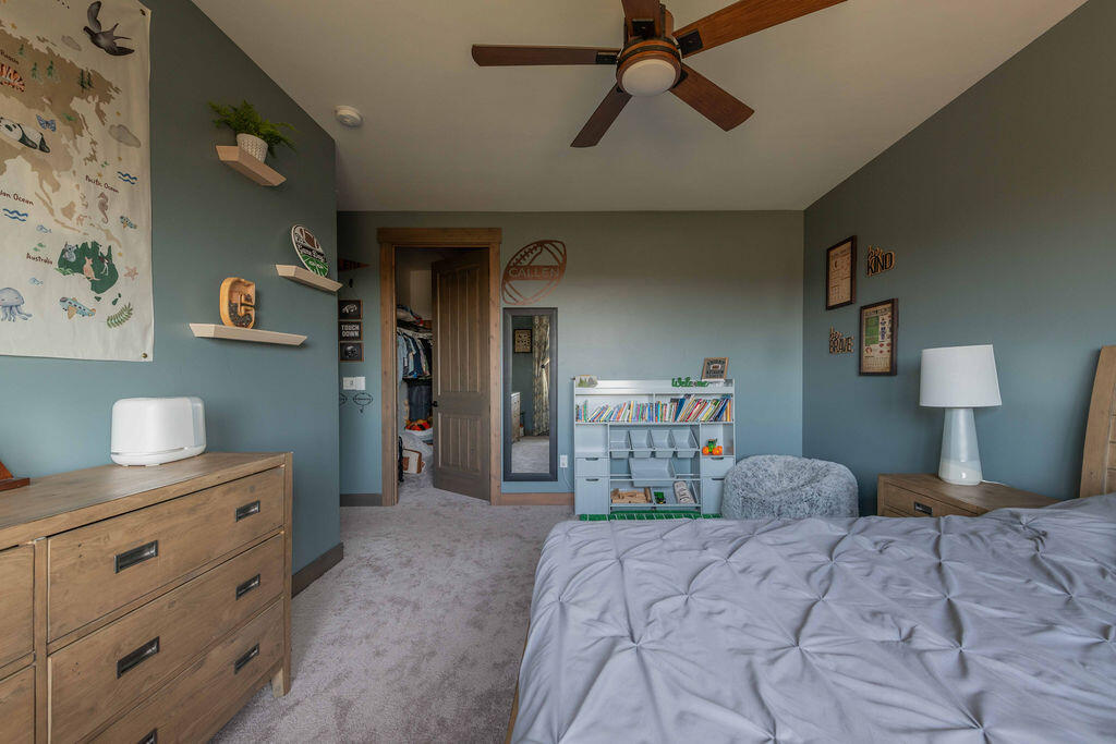 61465 White Peaks Court
