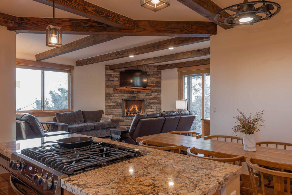 61465 White Peaks Court
