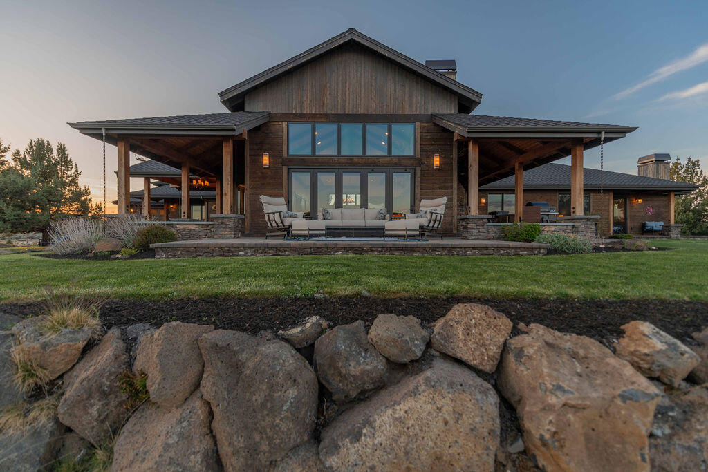 61465 White Peaks Court