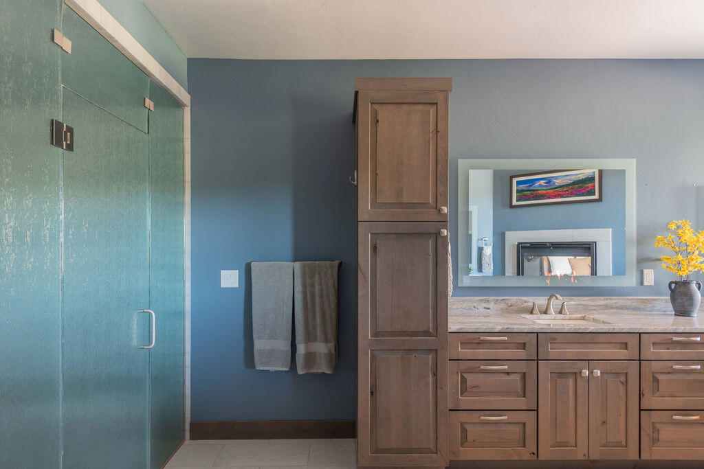 61465 White Peaks Court