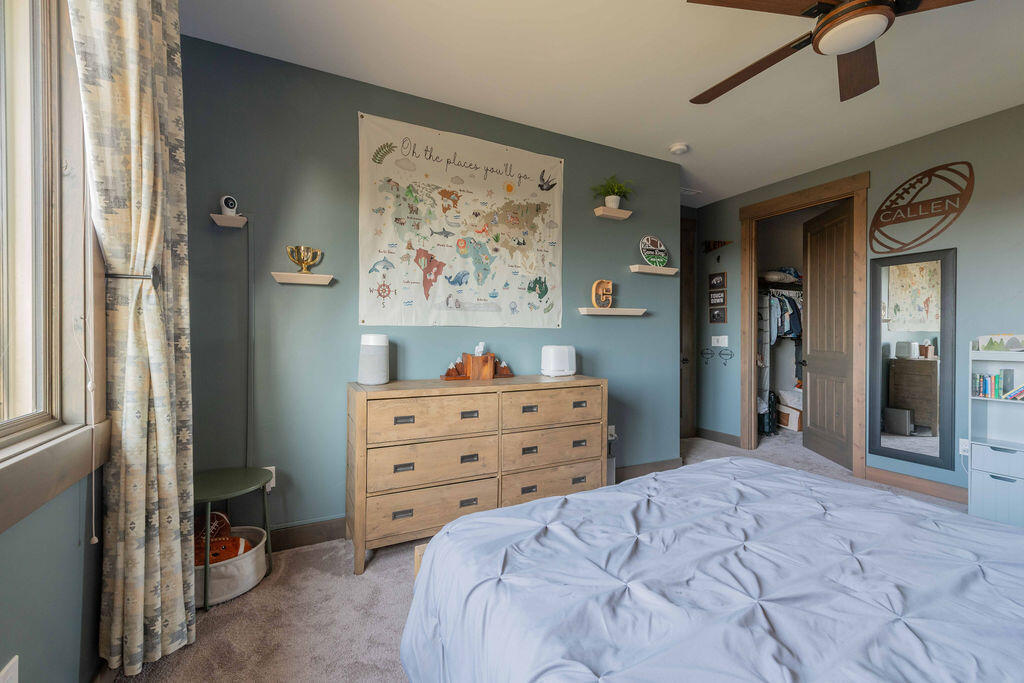 61465 White Peaks Court