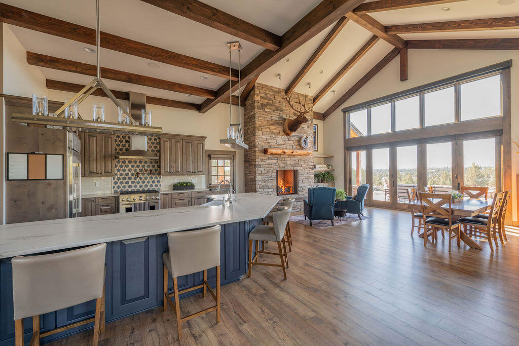 61465 White Peaks Court