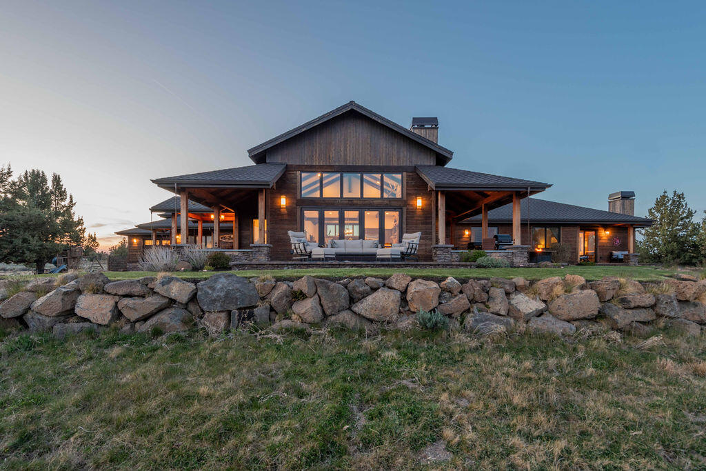 61465 White Peaks Court