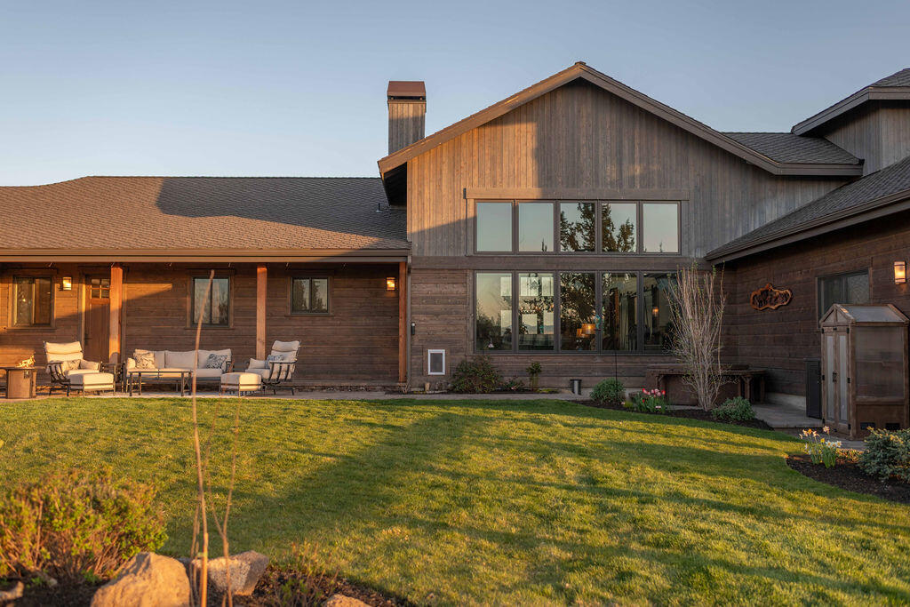 61465 White Peaks Court